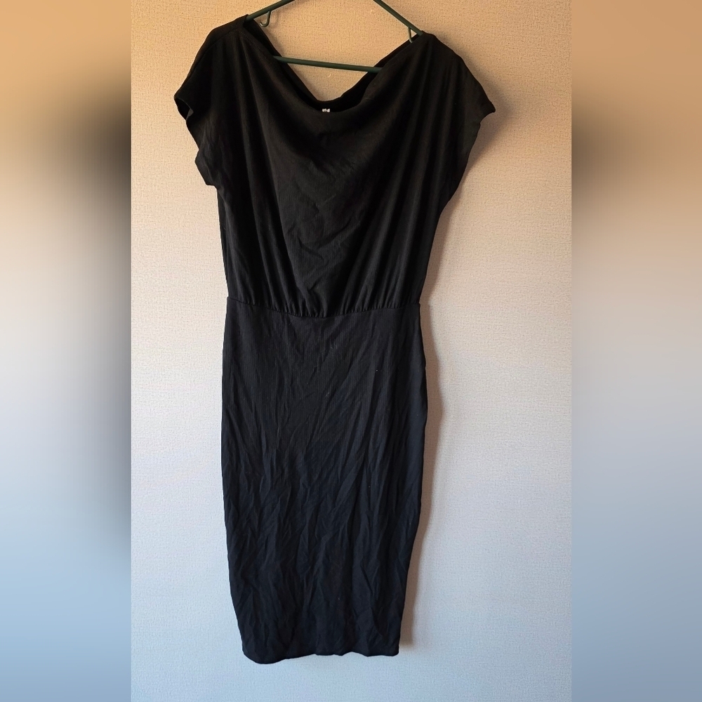 Elegant Black Dress
